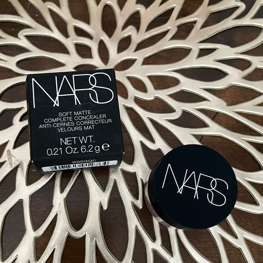 NARS Soft Matte Concealer in Shade Light 2- Vanilla